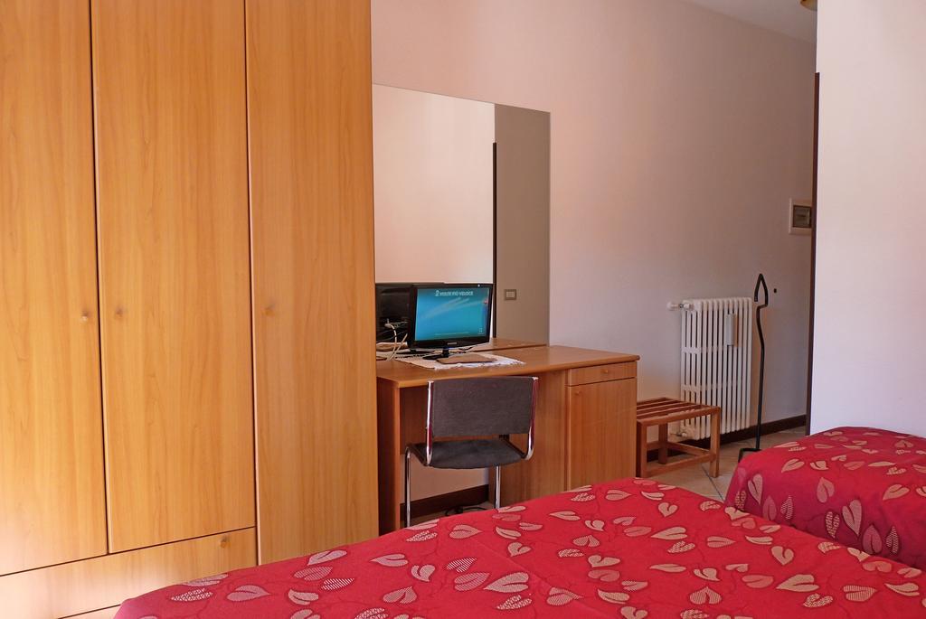 טליו Hotel La Rosa מראה חיצוני תמונה